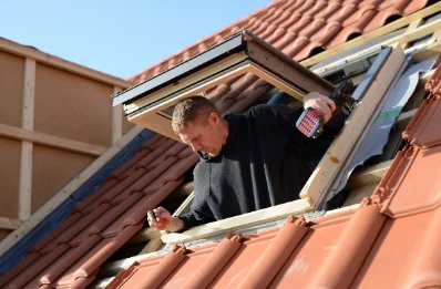 Pose de fenêtres de toit Velux à Pérouges